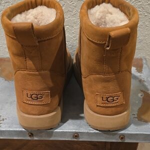 UGG Women's Tan Ankle Boots For Winter